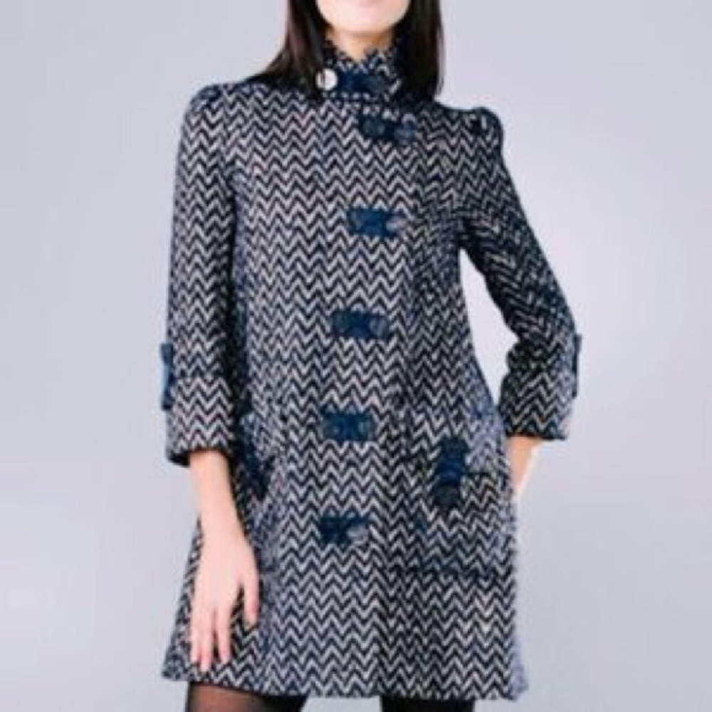 DVF Size 6‎ Trente Wool Mohair Blend Pea Coat Navy and Beige Chevron Silk Lining